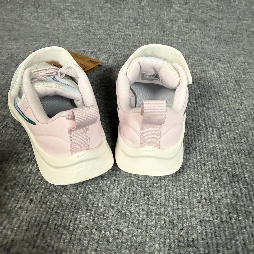 Nike Kids Boys Size 11C Star Runner Shoes Sneakers Pink White Running DA2777-102